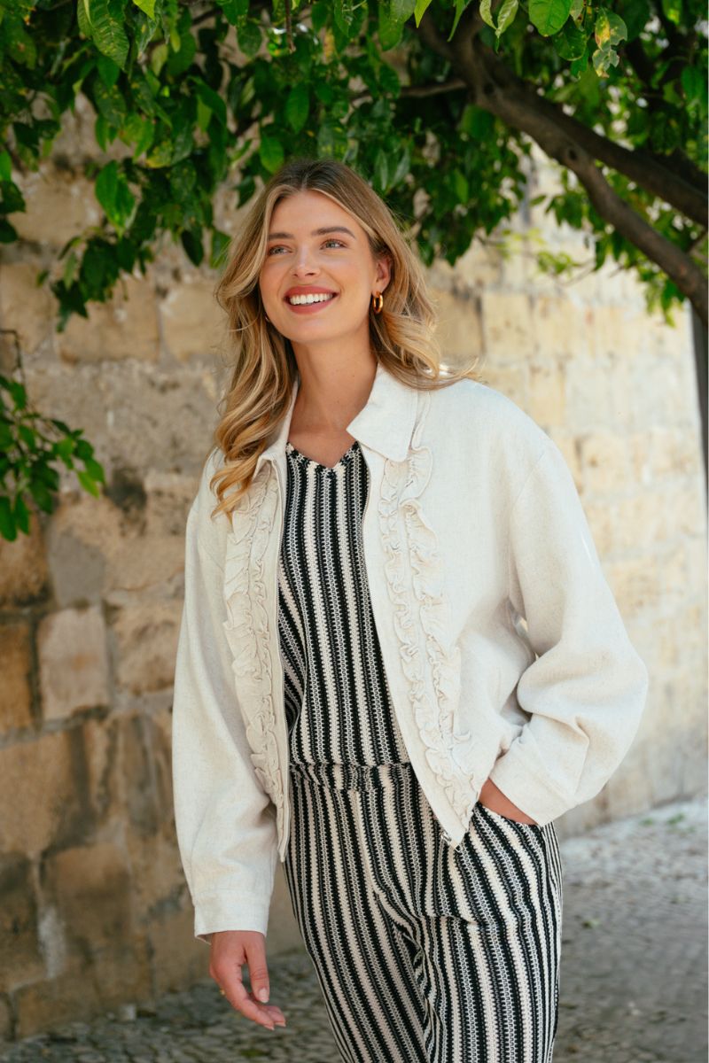 C&S The Label Tamber Top Offwhite/Black