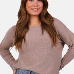 Gebreide trui met boothals taupe