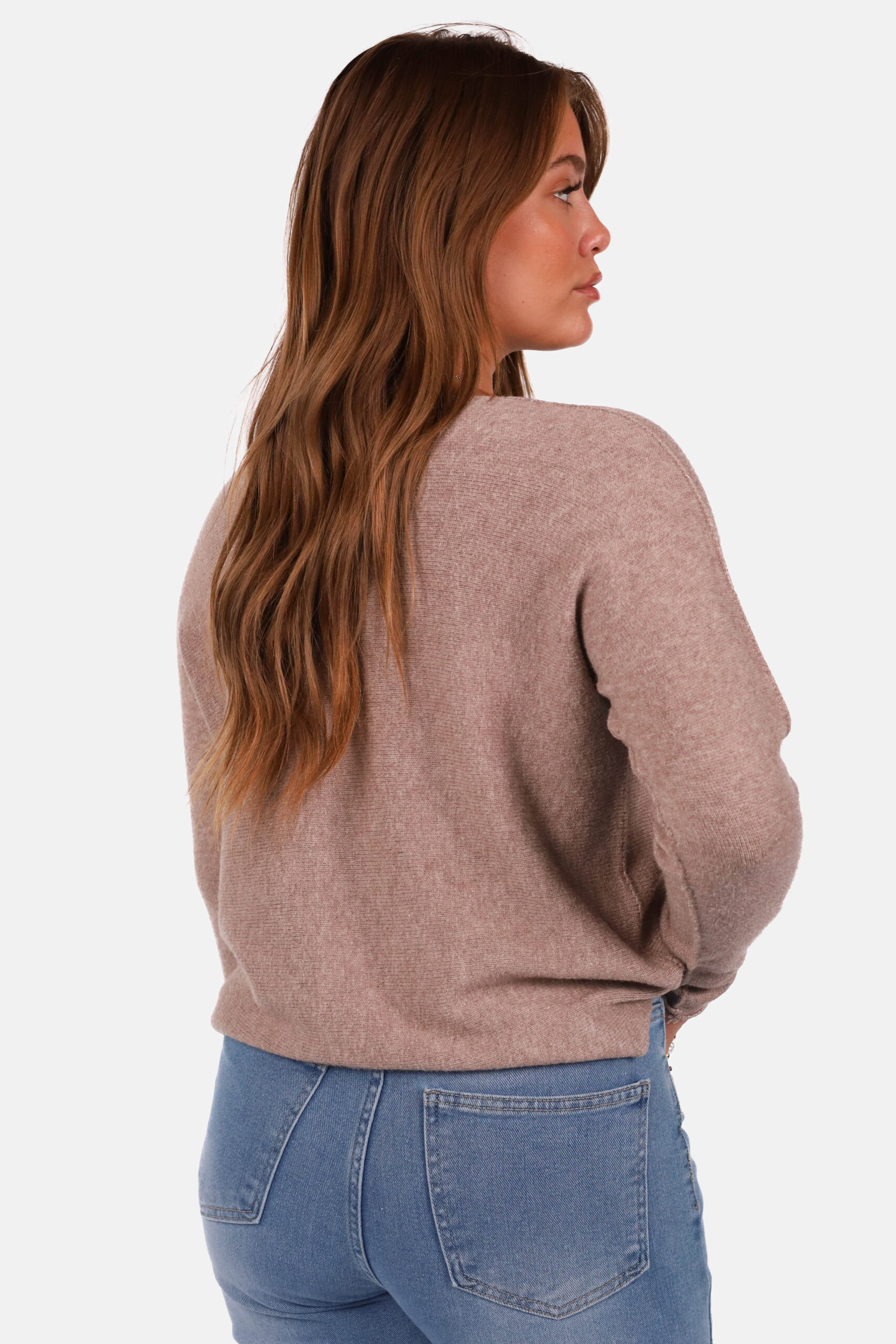 Gebreide trui met boothals taupe - Afbeelding 4