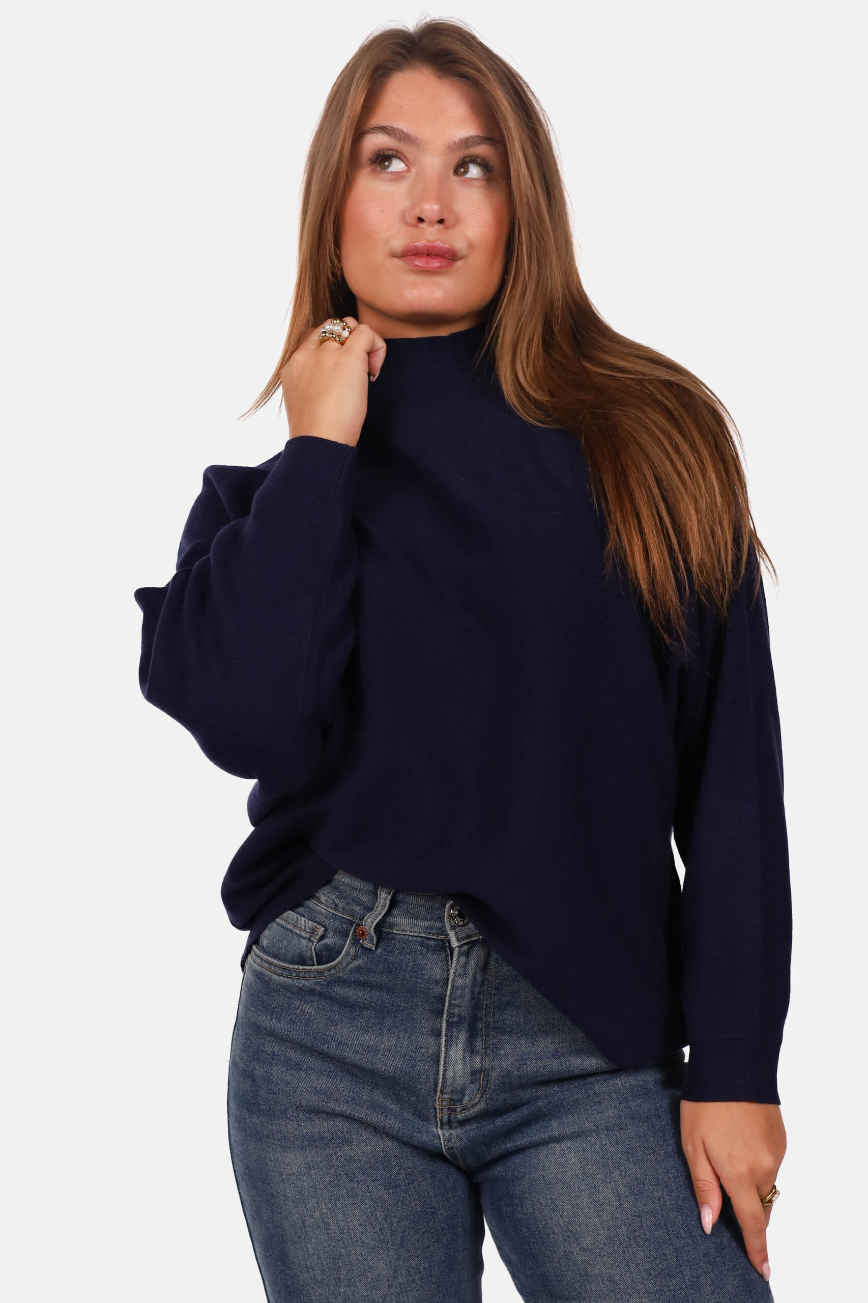 Gebreide trui met opstaande kraag donkerblauw