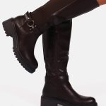 Hoge laarzen met gespdetail bruin