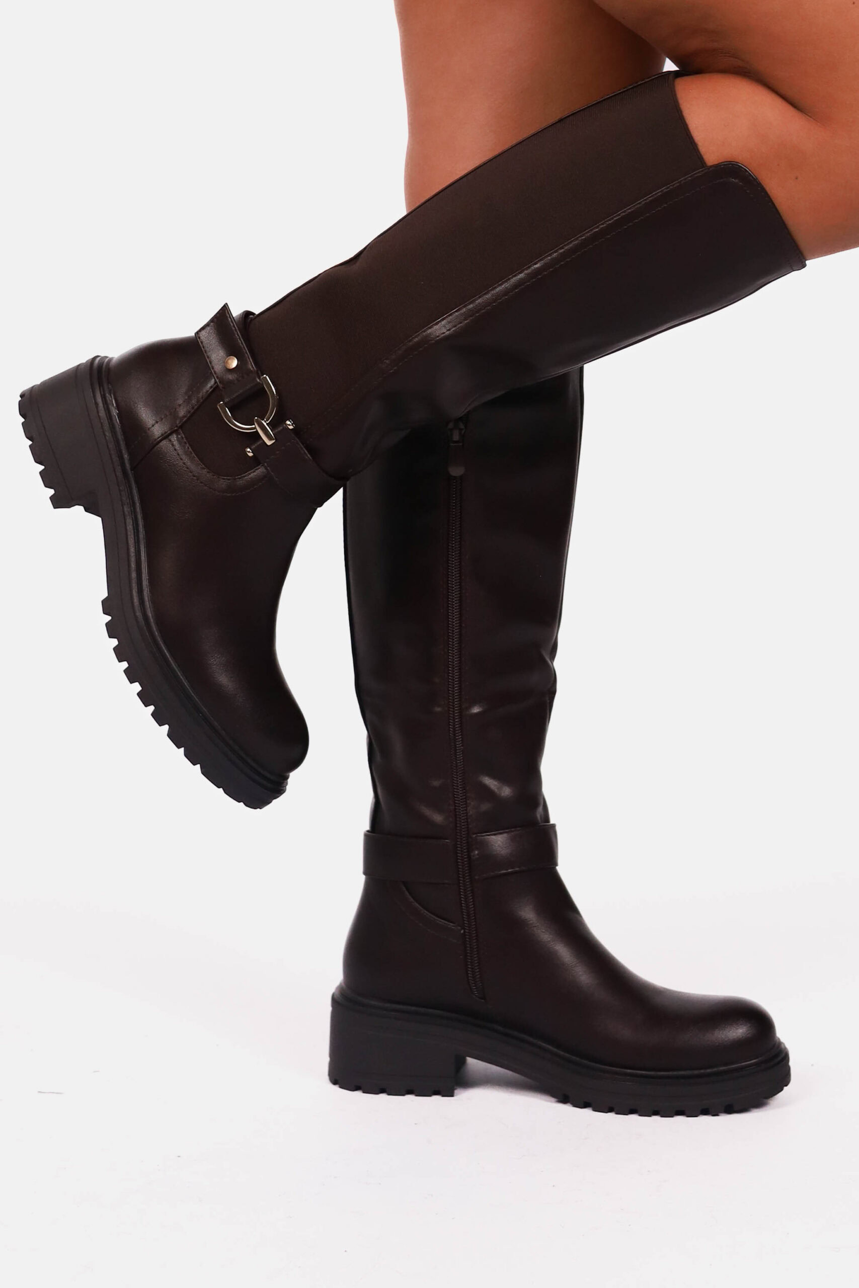 Hoge laarzen met gespdetail bruin