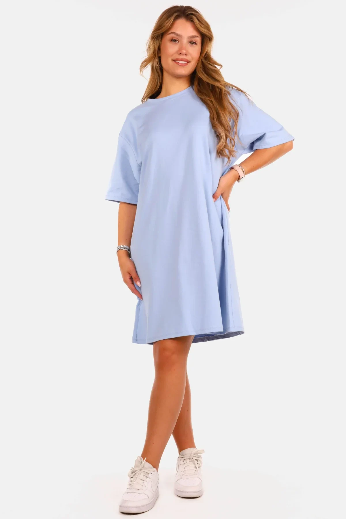 Lange oversized T-shirt jurk lichtblauw - Afbeelding 3