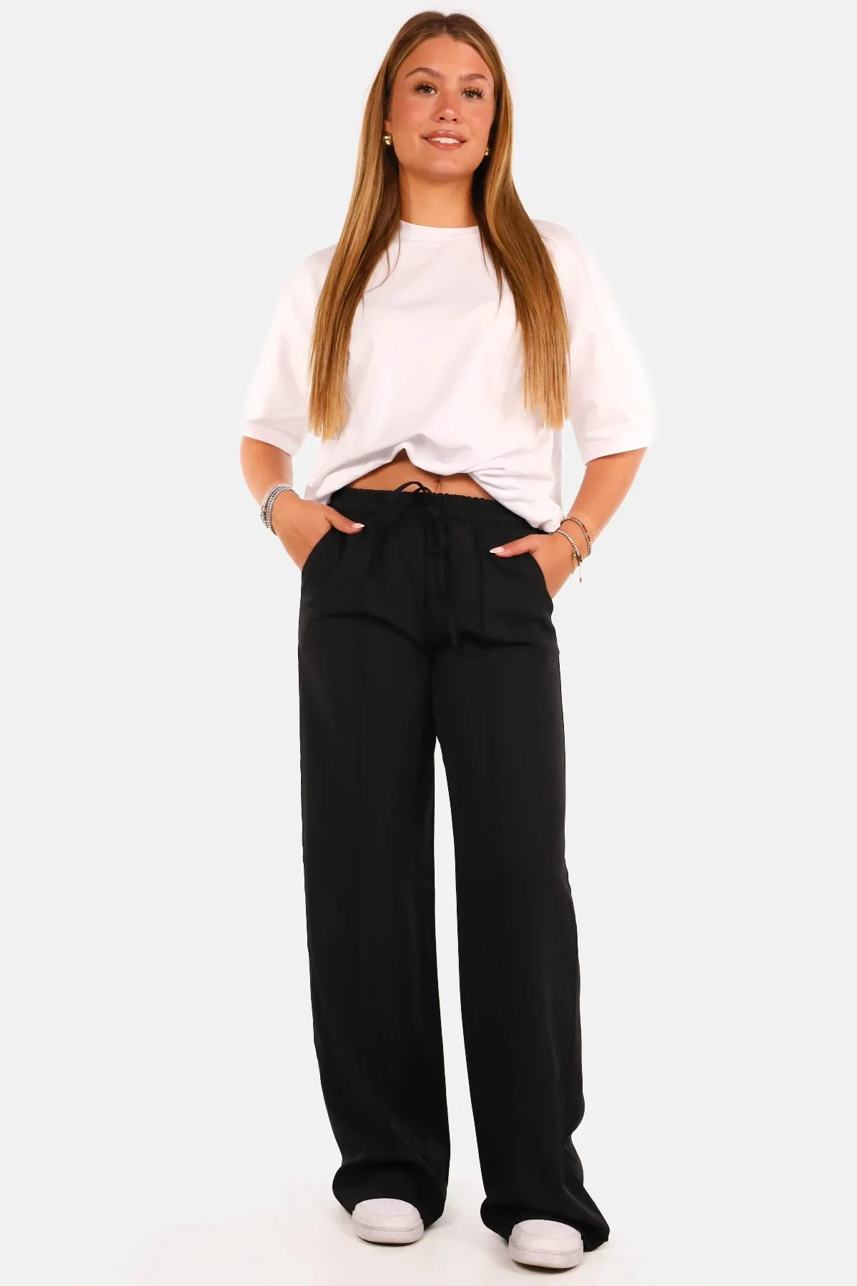 Losvallende pantalon zwart - Afbeelding 3