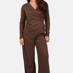 Set met top met sierclip en wide fit broek bruin