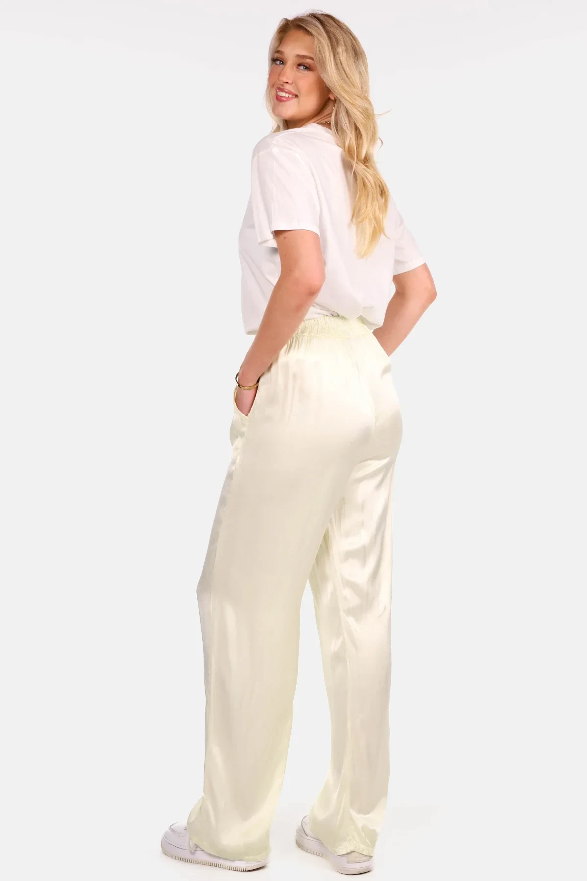 Wide leg broek met glans geel - Afbeelding 5