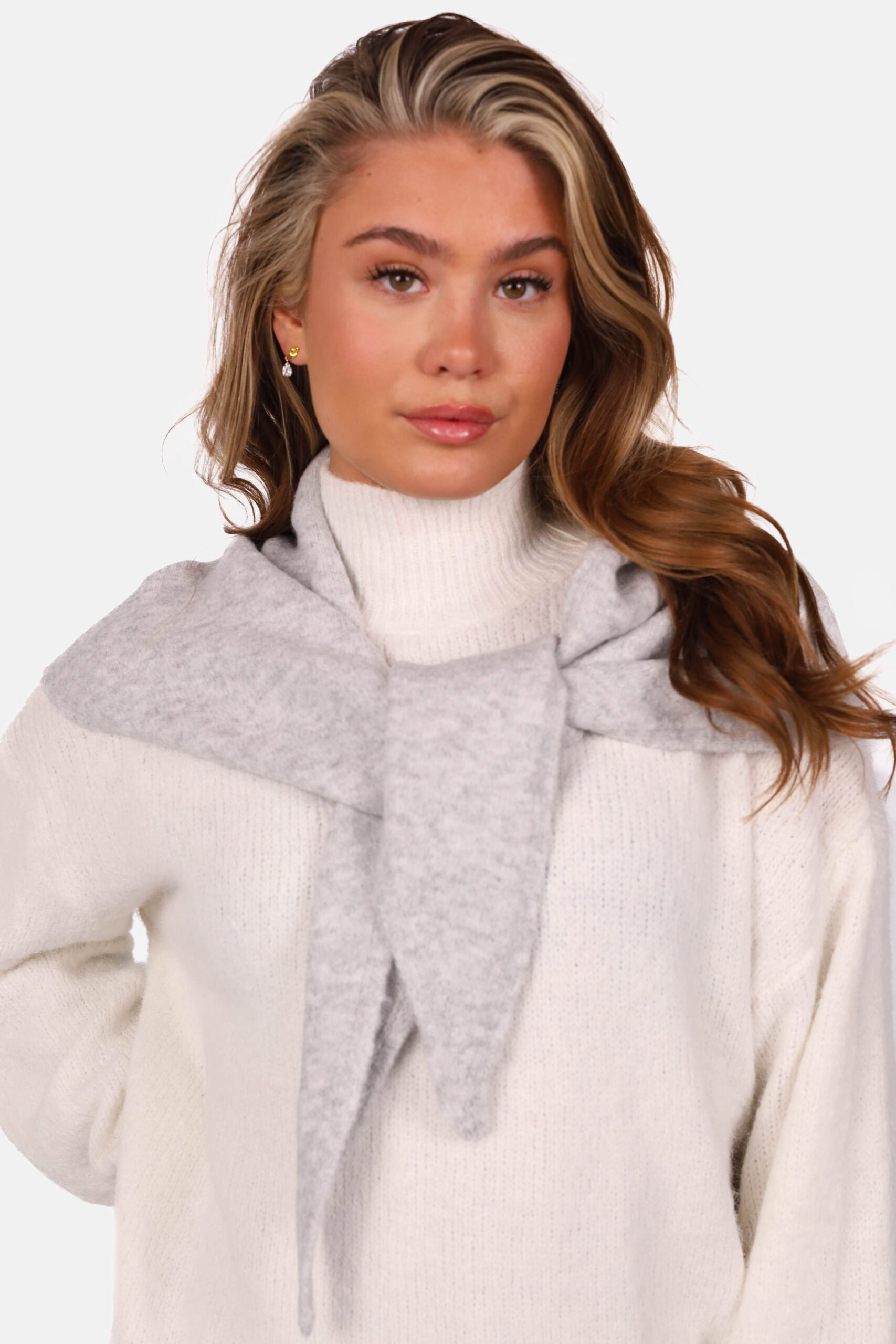 Zachte sjaal met wolblend lichtgrijs