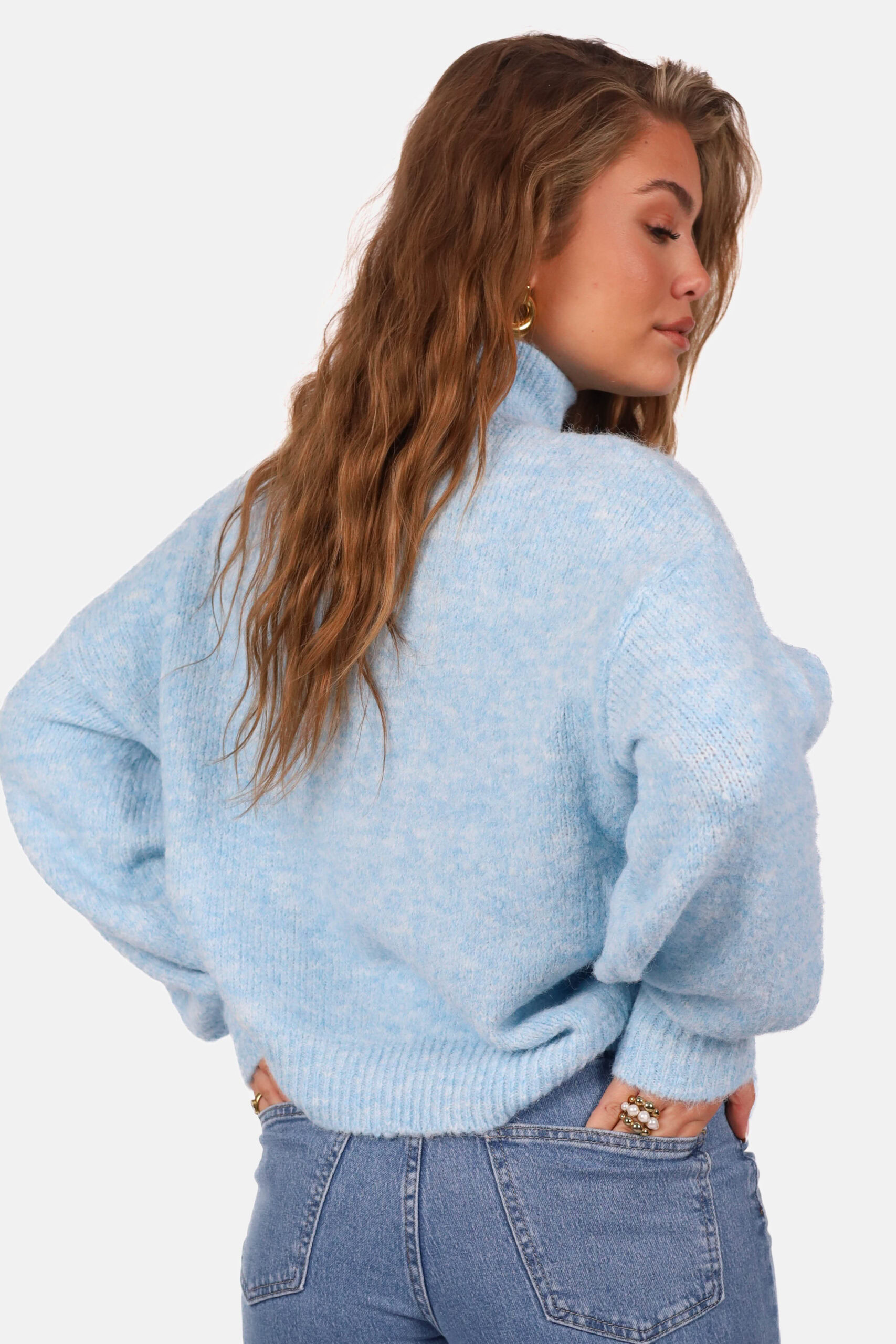 Zachte wolblend trui met opstaande hals lichtblauw - Afbeelding 5